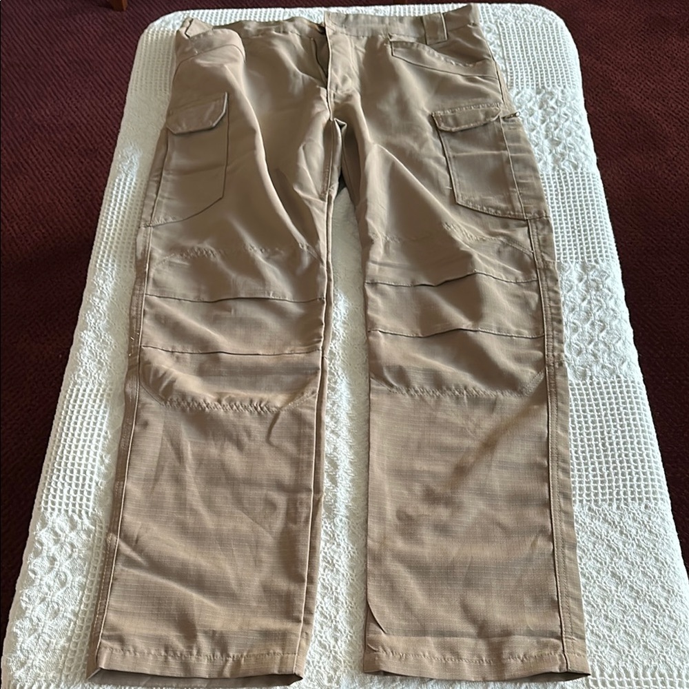 Men's Tan Cargo Pants